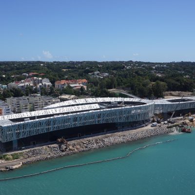 Memorial Acte avec panneaux de façades Ecosta Glace finition glace émaillée