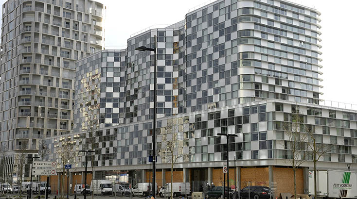 Nouvelle Vague avec panneaux de façades Ecosta Tôle en aluminium