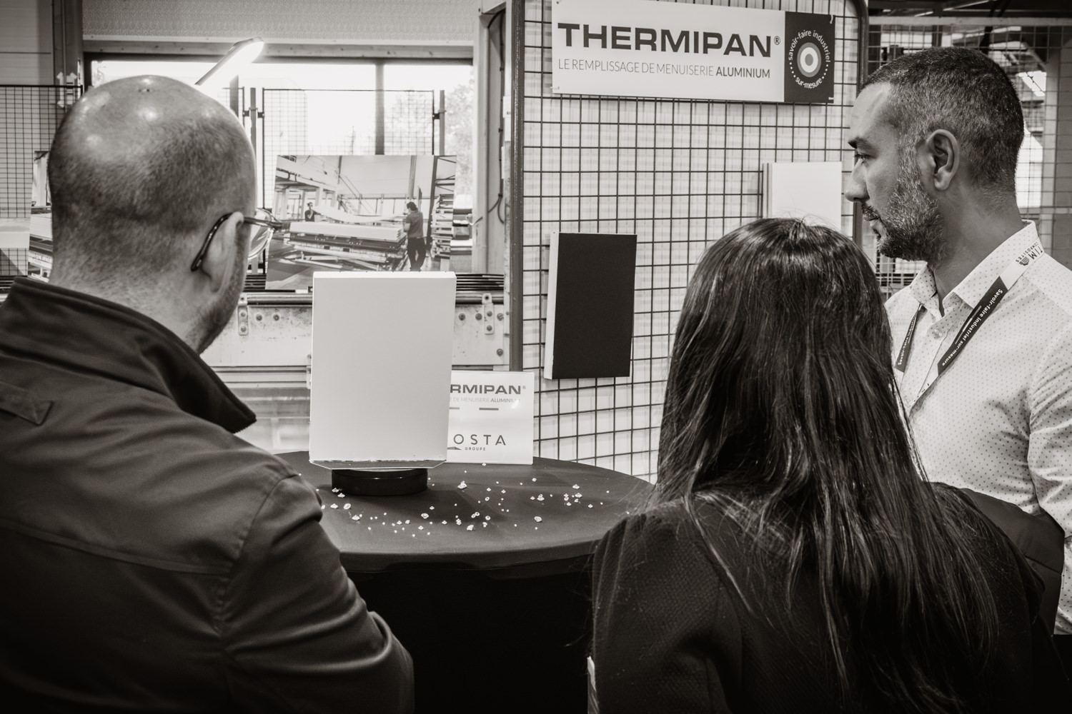 Échange sur le stand THERMIPAN lors des portes ouvertes ISOSTA